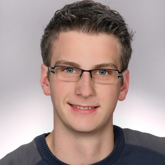  Henning Pfeil